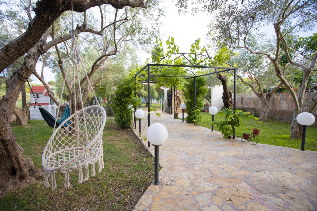 Vila Halkidiki Nea Kallikrateia Exterior photo