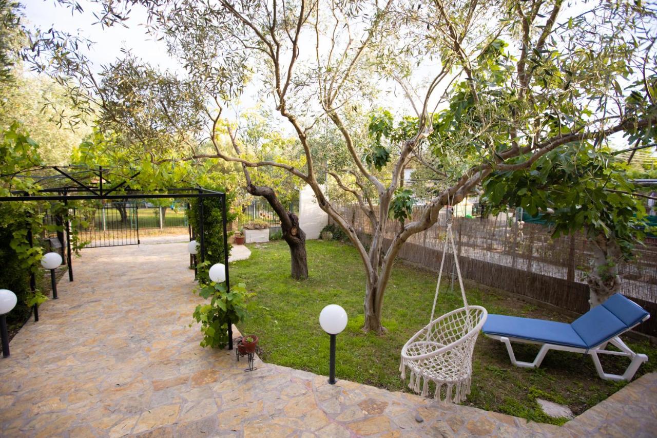 Vila Halkidiki Nea Kallikrateia Exterior photo