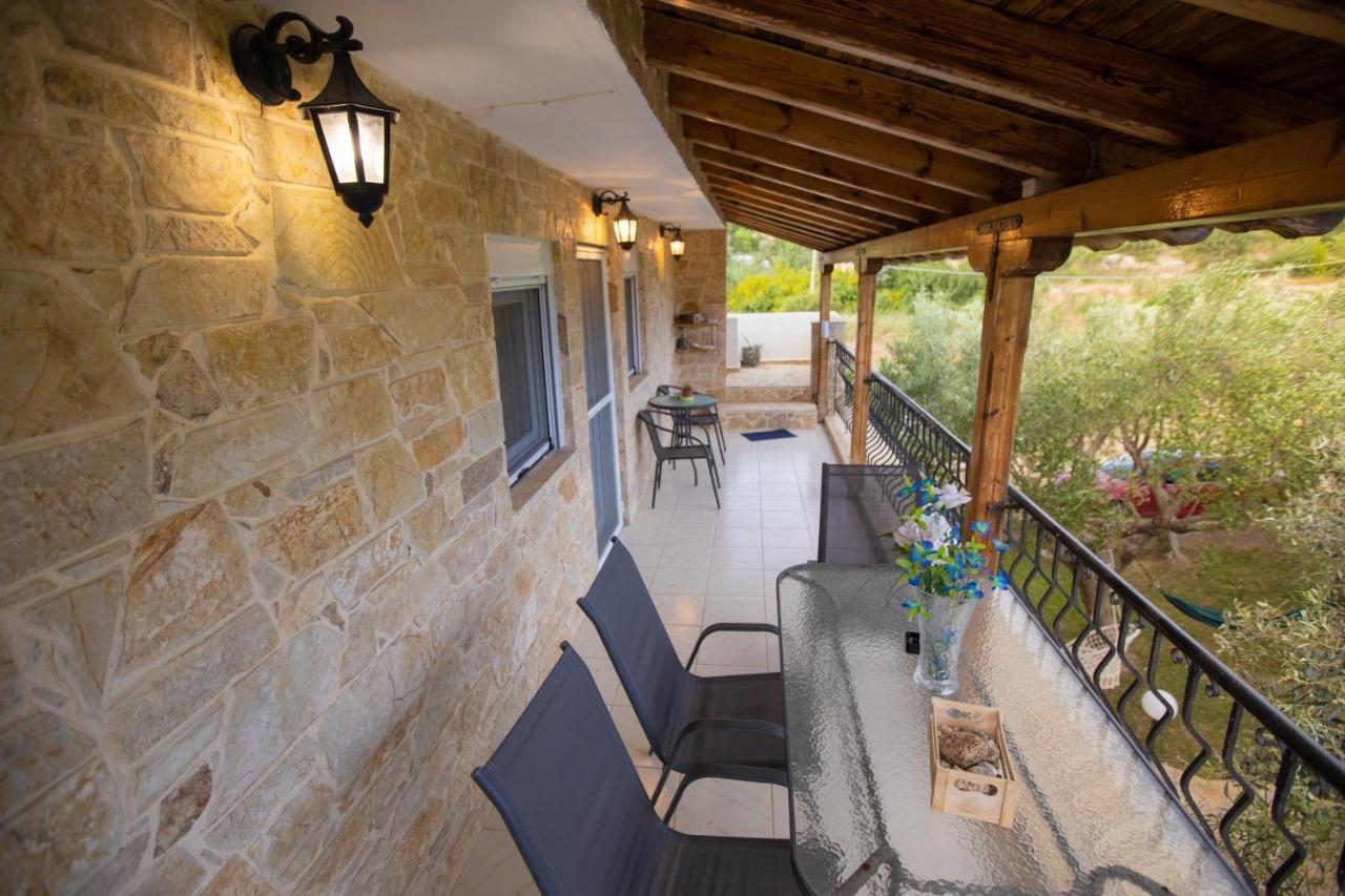 Vila Halkidiki Nea Kallikrateia Exterior photo