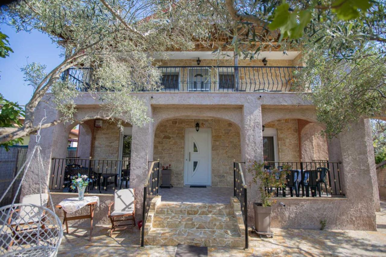 Vila Halkidiki Nea Kallikrateia Exterior photo